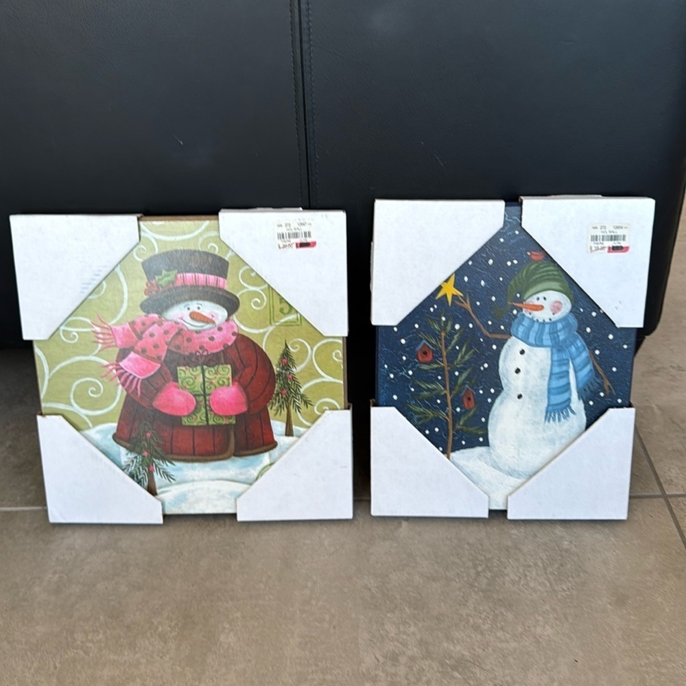NWT two snowman Christmas wooden plaques